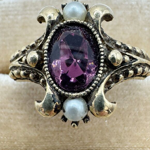 Vtg Avon Queensbury Purple Faux Amethyst Ring Victorian Revival Size 5-6.5 - Picture 1 of 14